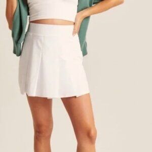 Abercrombie & Fitch White Mini Skirt